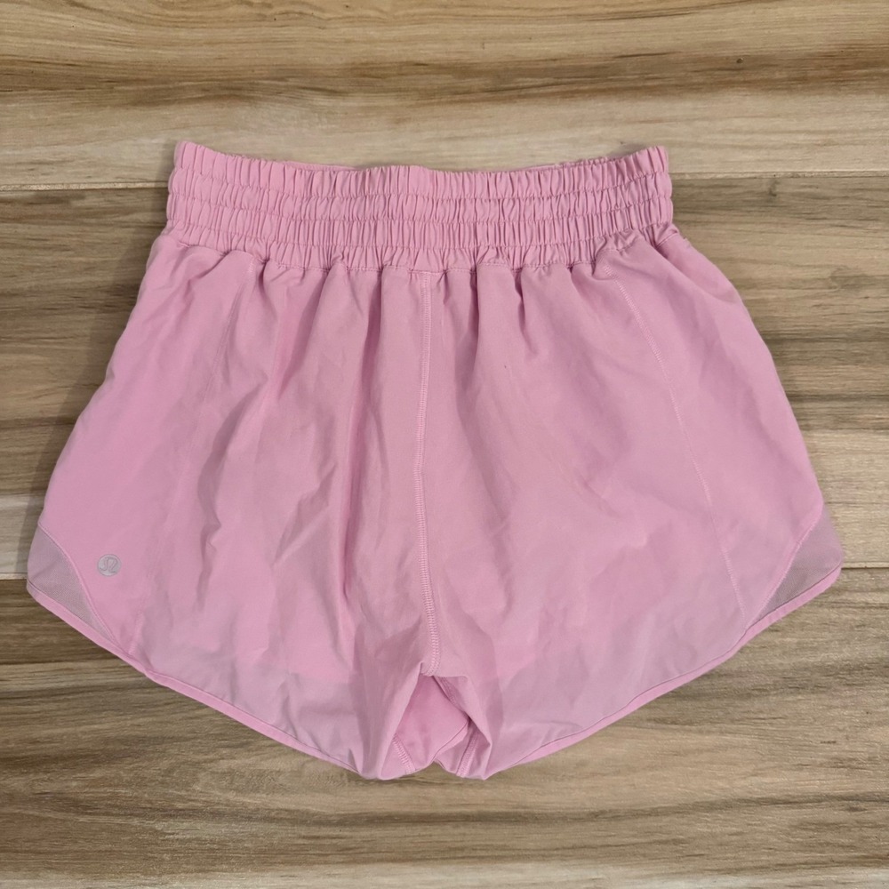 Lululemon Hotty Hot High-Rise Lined Shorts Pink Size 4 Athletic Running Gym - Picture 3 of 7